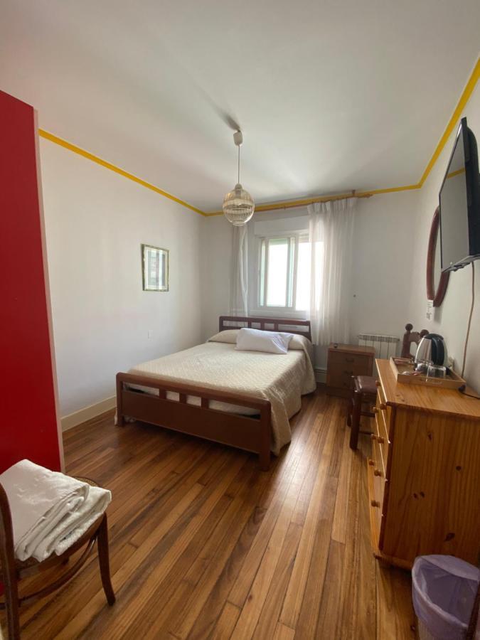 Pension Santa Clara Понтеведра Екстер'єр фото