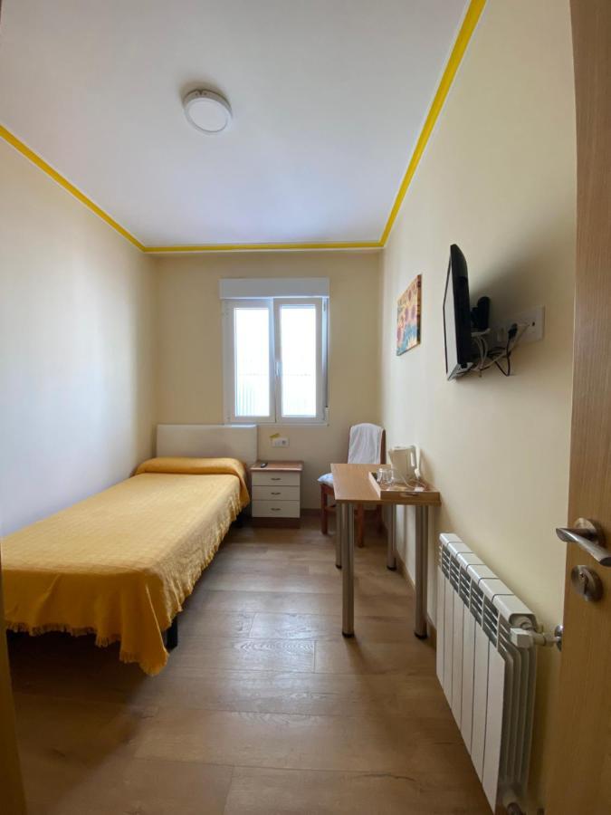 Pension Santa Clara Понтеведра Екстер'єр фото