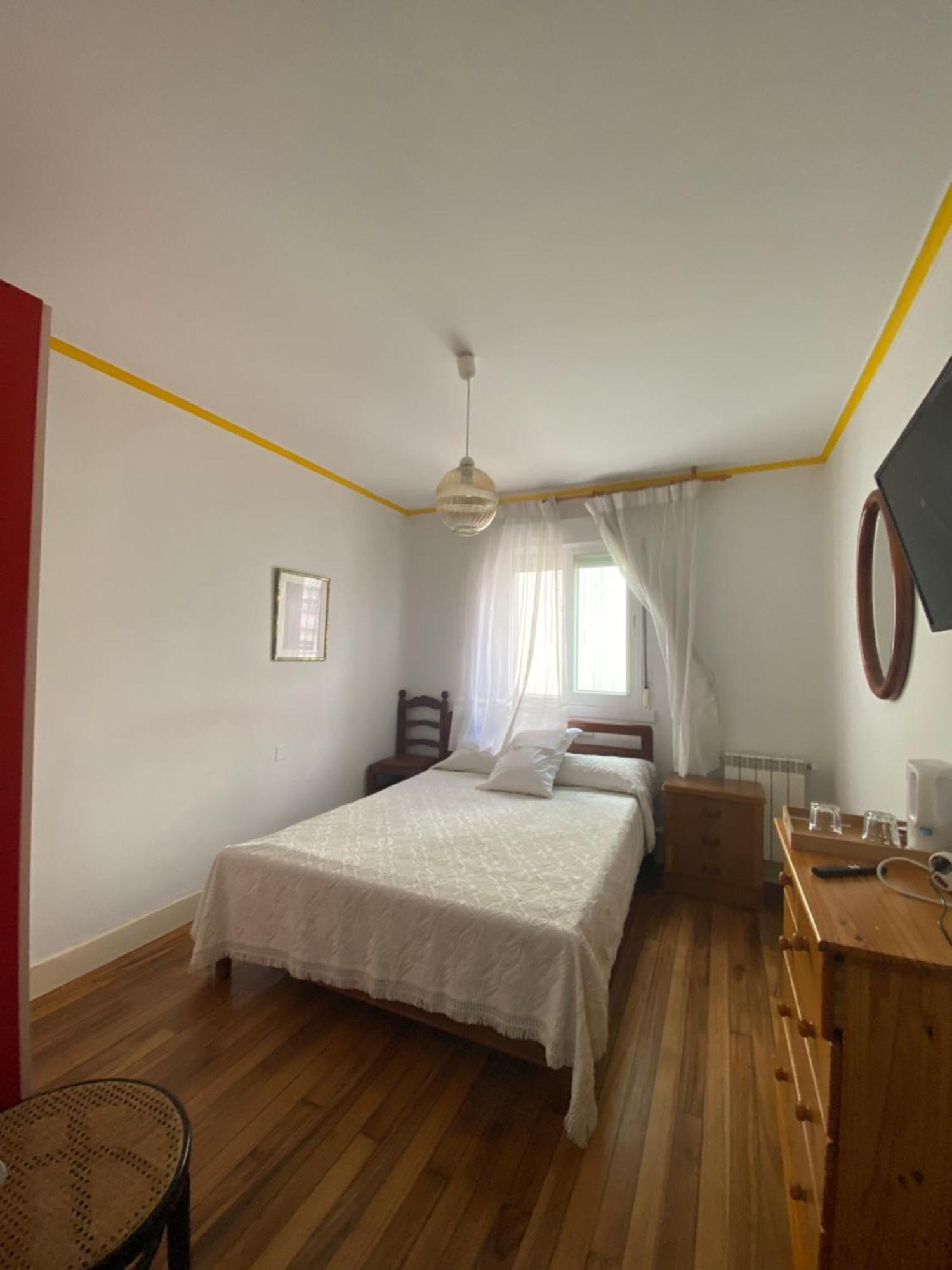 Pension Santa Clara Понтеведра Екстер'єр фото